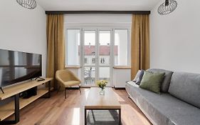 Norwida Apartment with Balcony Downtown Wrocław by Noclegi Renters